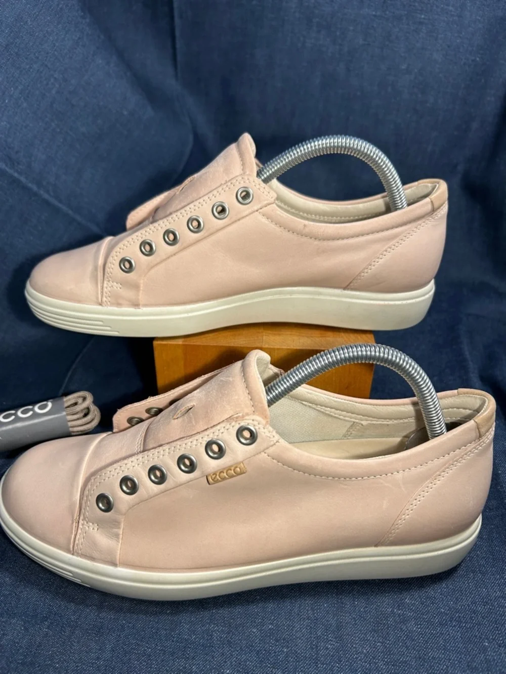 Ecco buttery leather soft lace up sneakers 5